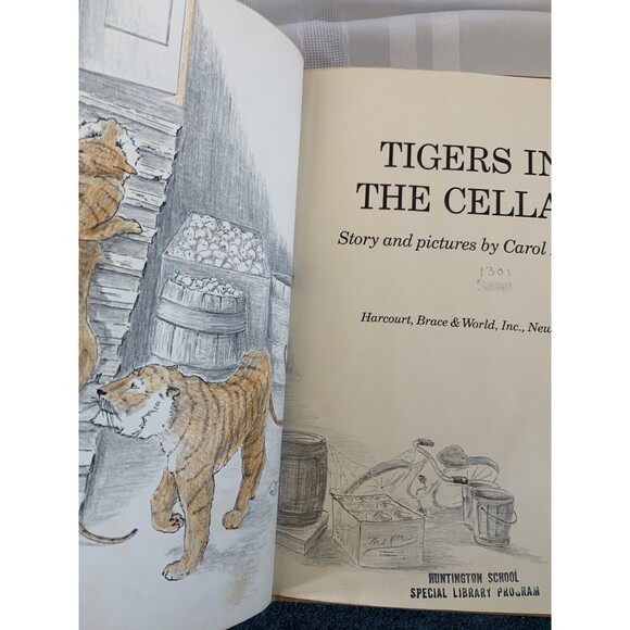 Tigers in the Cellar by Carol Fenner 1963 Children’s DELIGHTFUL STORY hb - Picture 9 of 10